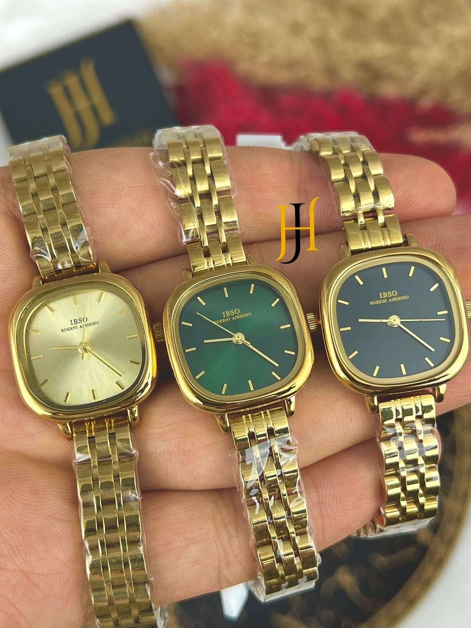 ساعات حريمى