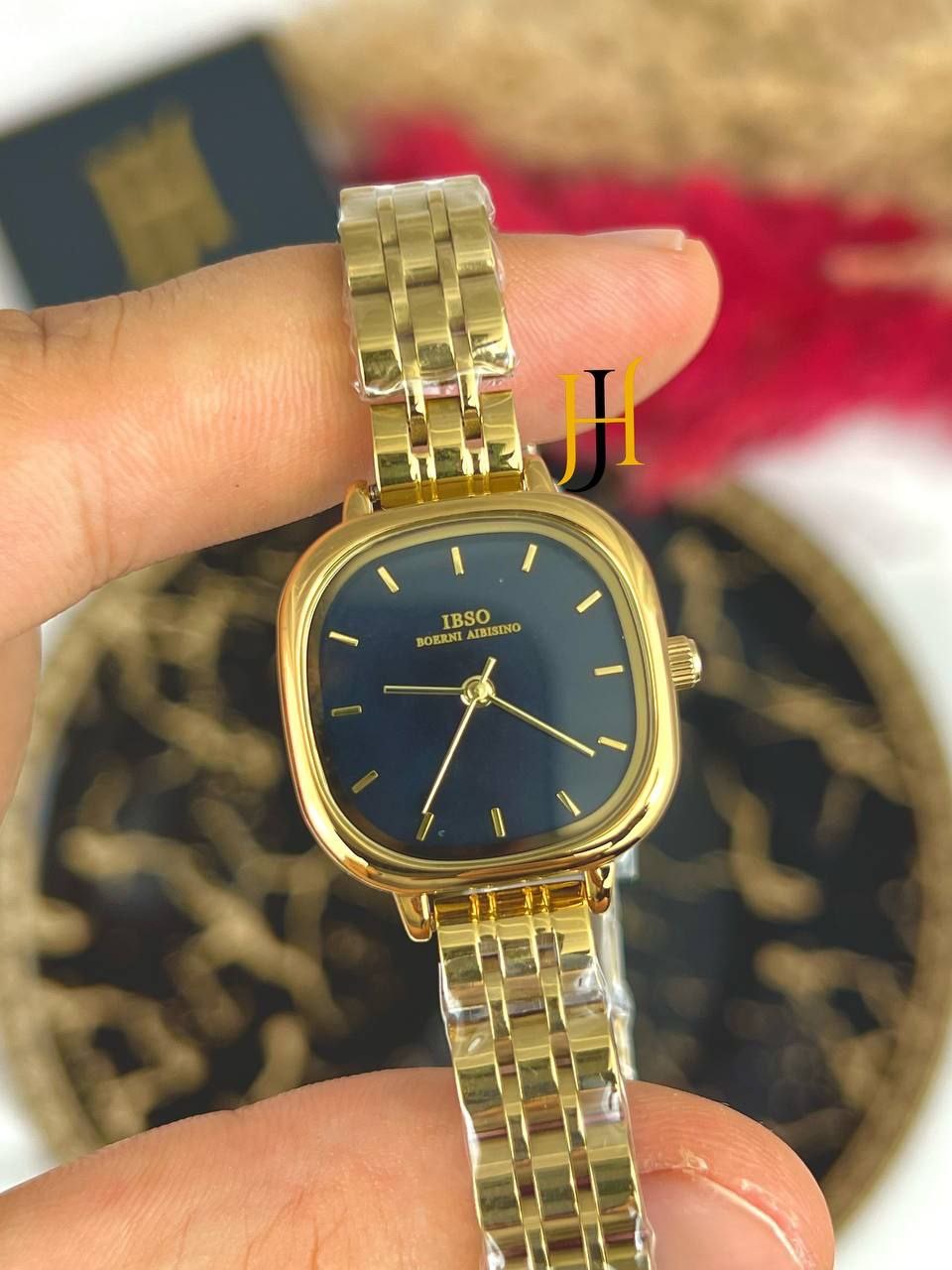 ساعه ابسو مينا اسود