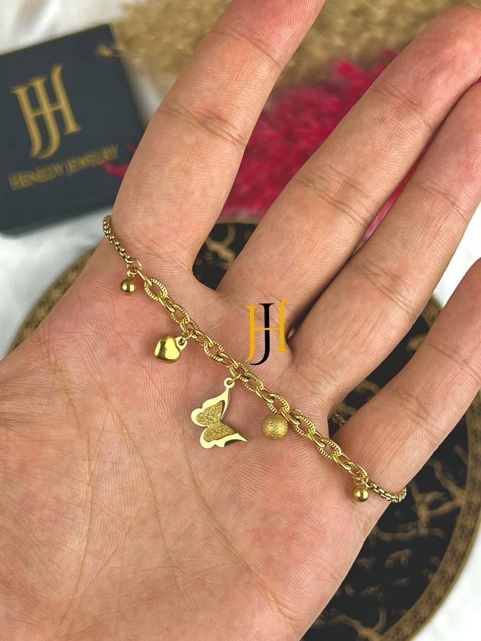 انسيال شداد فراشات