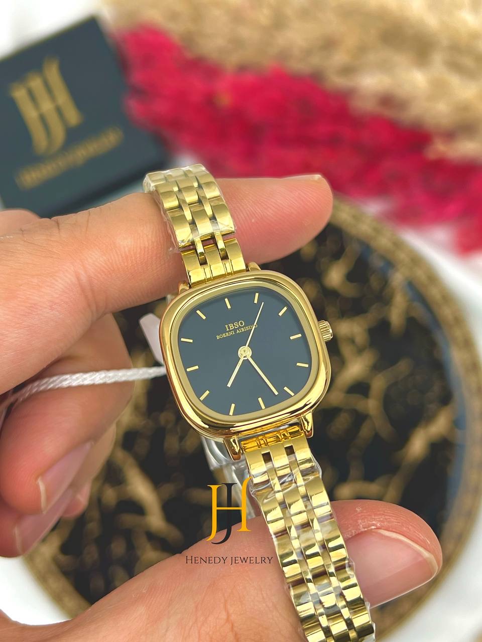 ساعه ابسو مينا اسود